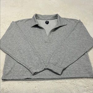 GAP Women's Heather Gray Pullover Sweatshirt